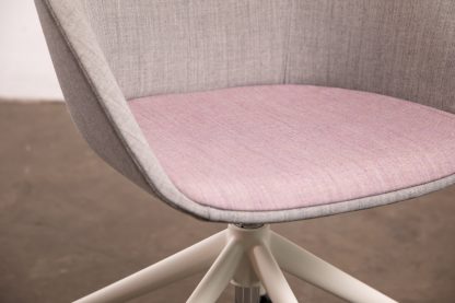 Sedus Cosy-Drehstuhl "On Spot" UC-201 mit Rollen, Weiß/Grau/Rosa – Bild 6