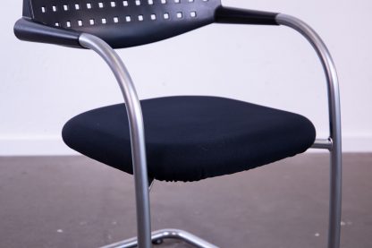 Vitra "Vi s avis Step", Freischwinger, nicht stapelbar, Silbergrau matt/Schwarz – Bild 6
