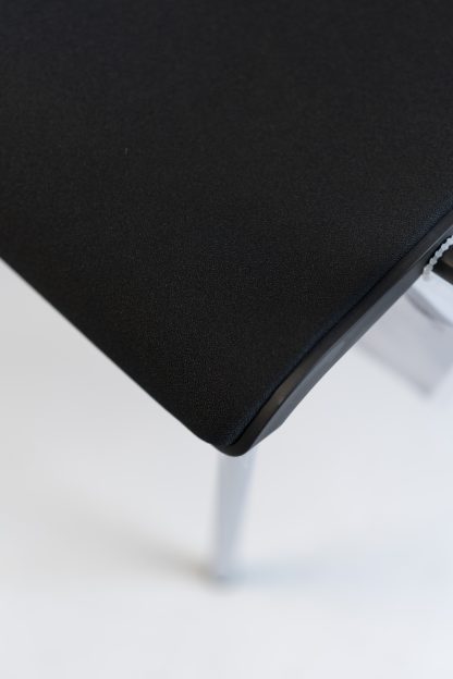 NowyStyl "Xilium Mesh", 4-Fuß-Stuhl mit Netzrücken, Chrom/Schwarz – Bild 2