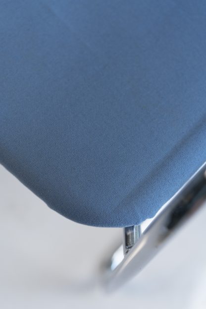 Vitra "Vis a vis Step", Freischwinger, stapelbar, Chrom/Hellblau – Bild 2
