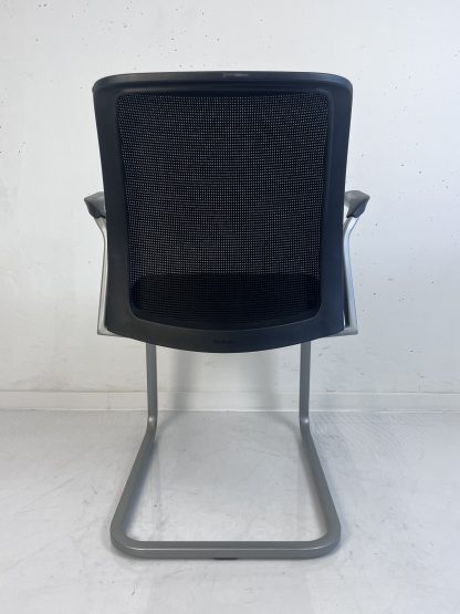 Steelcase "Eastside", Freischwinger mit Netzrücken, Grau/Dunkelgrau/Schwarz – Bild 3