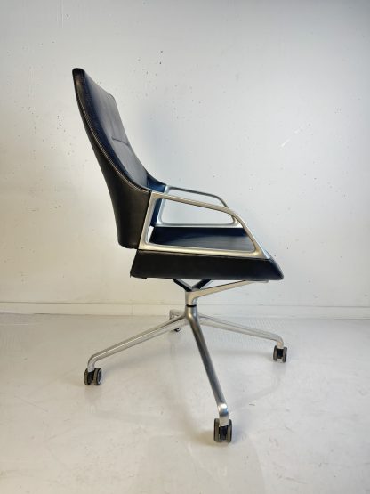 Drehstuhl; "Graph" 301.5, schwarz, Leder, mit Rollen - Wilkhahn – Bild 2