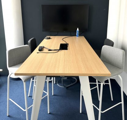 Konferenzstehtisch b-free, weiß - Steelcase – Bild 2
